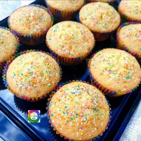 Plain Soft Spongy Cupcakes recipe by The Kitchen Girl Plain Cupcake Recipe, Plain Cupcakes, Baking Deserts, Easy Cupcake Recipes, Vanilla Cupcake Recipe, Cakes Recipes, Cupcakes Cake, Easy Cupcakes, Cupcakes Recipe