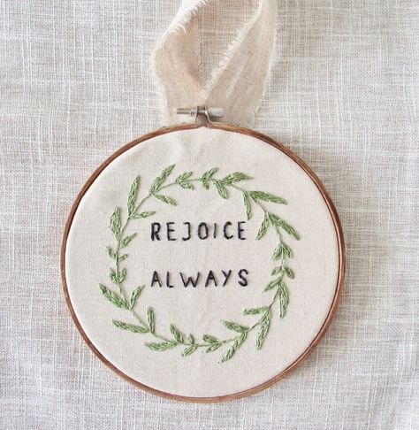 Embroidery Christian, Embroidered Wreath, Religious Embroidery, Christian Embroidery, Linen Ribbon, Full Life, Dmc Embroidery Floss, Wreath Farmhouse, Baby Embroidery