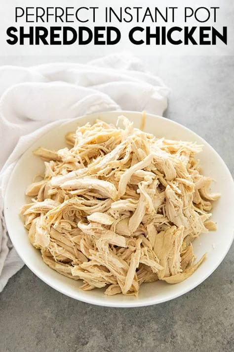 Instant Pot Shredded Chicken comes out perfectly juicy and tender every time!  The easiest way to make a big batch of chicken for your favorite recipes! Instant Pot Shredded Chicken, Shred Chicken, Shredded Chicken Crockpot, Easy Shredded Chicken, Make Shredded Chicken, Shredded Chicken Recipes, Instant Pot Recipes Chicken, Instant Pot Dinner Recipes, Easy Instant Pot Recipes