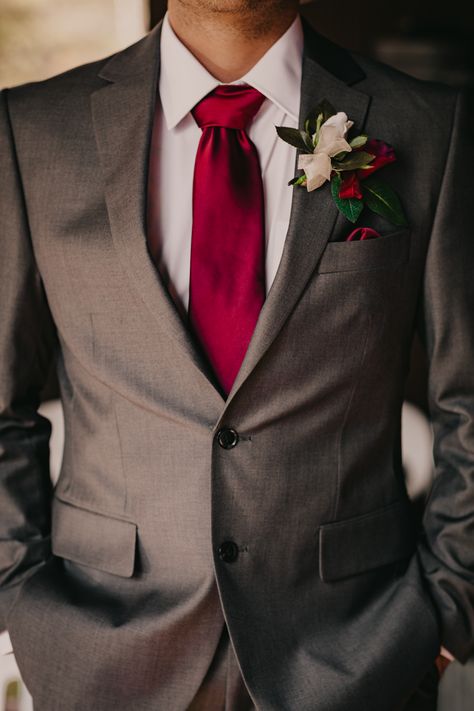 Grey And Burgundy Suit Wedding, Grey Suits With Red Tie, Dark Grey Suit Burgundy Tie, Grey Tux With Burgundy, Grey And Maroon Suit, Mens Red Wedding Suits, Grey And Red Tuxedo Wedding, Deep Red And Grey Wedding, Gray Suit Burgundy Tie