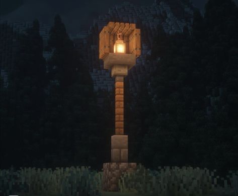 Mincraft Idea Light, Lanterns Minecraft Ideas, Minecraft Shandalers, Minecraft Streetlight Design, Lantern Post Minecraft, Minecraft Signpost Design, Light Post Minecraft Ideas, Minecraft Direction Signs, Minecraft Medieval Lamp Post