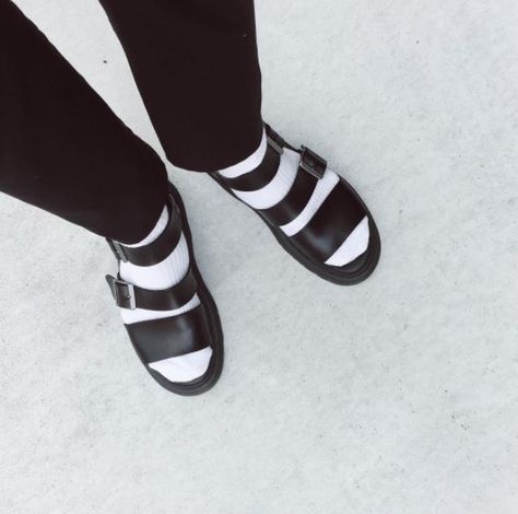 DOC'S & SOCKS: The Gryphon sandal, shared by taiki_todoroki. Platform Dr Martens, Sandals Gladiator, Black Dr Martens, Leather Gladiator Sandals, Men's Sandals, Mens Sandals, Wide Straps, Dr. Martens, Gladiator Sandals