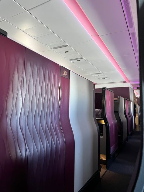 Q Suite Qatar Airways, Lounge Aesthetic, First Class Flights, Airport Aesthetic, Qatar Airways, Business Class, Travel Aesthetic, Qatar, Summer Vibes