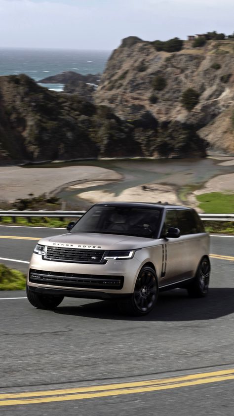 Range Rover Wallpaper, Range Rover Vogue Autobiography, Mercedes Benz Glc Coupe, Most Luxurious Car, Range Rover Sv, Dream Cars Range Rovers, Cars Tattoo, Range Rover Car, Luxury Cars Range Rover