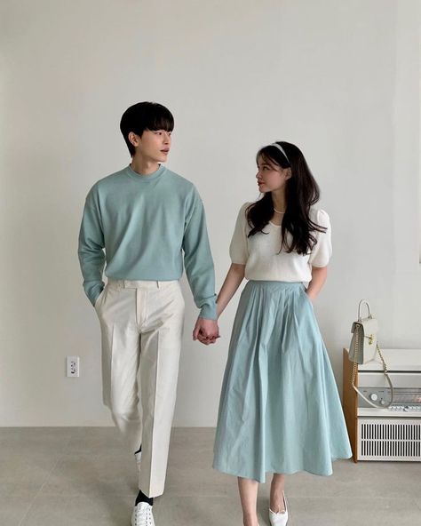 Prenup Outfit, Prenuptial Photoshoot, Couple Outfits Matching, Couple Outfit Ideas, Couple Matching Outfits, Couple Fits, Couple Dress, 사진 촬영 포즈, Cute Couple Outfits