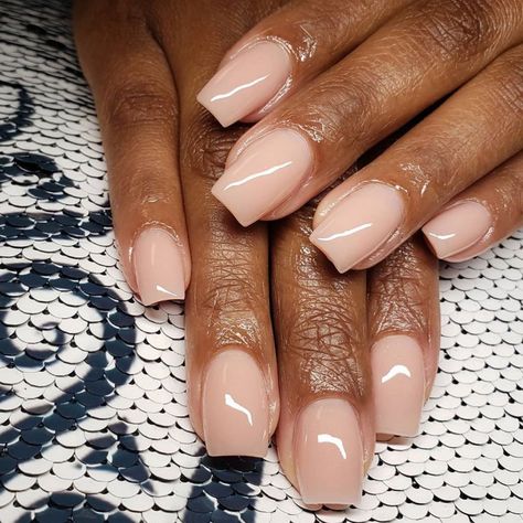 Ivory Cream Nails, Short Nails Dip Powder Fall, Short Cream Nails, Cream Nails Acrylic, Cream Color Nails, Cream Colored Nails, Nude Dip Powder Nails, Cream Nails, Dip Powder Nails