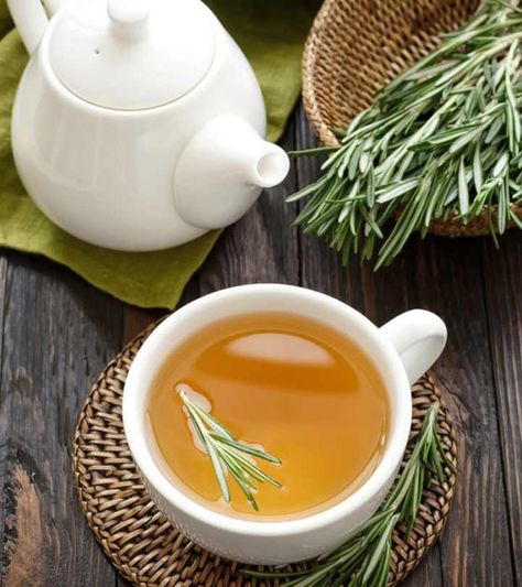 Top 10 Wonderful Benefits Of Rosemary Tea Cut Belly Fat, Rosemary Herb, Rosemary Tea, Kitchen Herbs, Healthy Teas, Tea Benefits, Detox Tea, Detox Drinks, Cup Of Tea