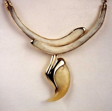 Lion claw/ Bone necklace Animal Teeth Jewelry, Elephant Teeth Jewellery In Gold, Animal Bone Jewelry Gold, Lion Claw, Lion Tooth Pendant, Lion Teeth Pendant, Tiger Claw Pendant, Gold Pendants For Men, Tiger Claw