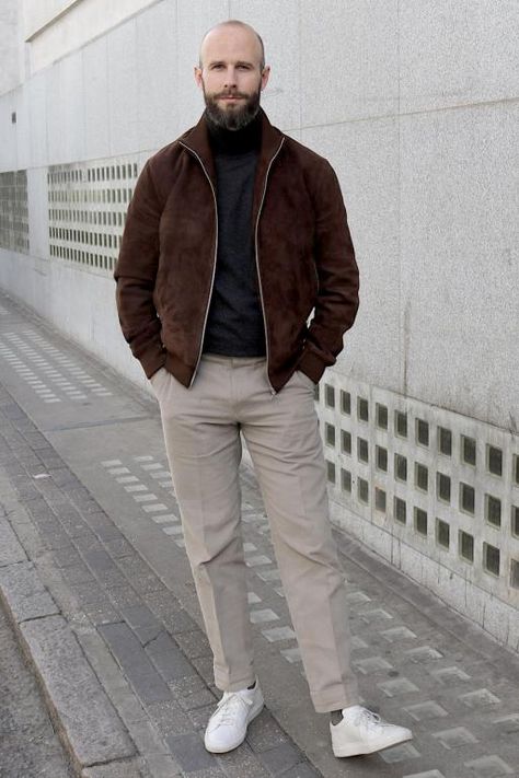 Brown Vest Outfit Men, Style Hommes Chauves, Office Old Money, Men's Fall Fashion, Mens Fall Outfits, Bald Men Style, Old Money Fashion, Money Fashion, Classy Outfits Men