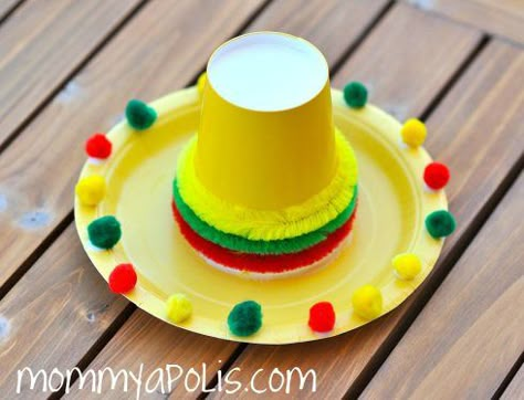 Cinco de Mayo Hat Craft Hispanic Heritage Month Crafts, Mexico Crafts, Diy Girlande, Halloween Party Snacks, Mexican Crafts, 5 De Mayo, Hispanic Heritage Month, Mexican Party, Snacks Für Party