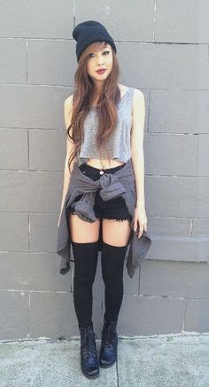 Fashion, Soft Grunge& More † High waisted shorts and crop top with thigh high socks Grunge Beanie, Socks Outfit, Scene Girl, Look Grunge, Punk Pants, Stylish Fall Outfits, Sock Outfits, Over The Knee Socks, Thigh High Socks