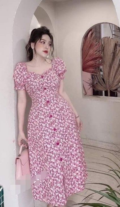 Latest Frock Designs For Women, Couture Dresses Short, Frock Designs For Women, Mother Of Bride Dresses, Cotton Night Dress, Simple Frock Design, Classy Summer Outfits, Long Gown Design, Simple Frocks