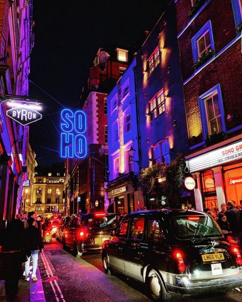 Only Soho on Instagram: “Can't wait for Soho to be this busy again! 📸 @mathilde_bdgl #london #soho #uk #soholondon #photography #love #streetphotography…” London Night Photography, Soho London Nightlife, London Soho Aesthetic, Soho Aesthetic Nyc, Soho London Aesthetic, Soho England, Soho Nyc Aesthetic, Soho House London, 70s London