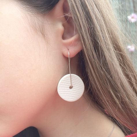 Porcelain and Silver Circle Earrings White Porcelain Jewelry - Etsy Ceramic Jewellery, Silver Circle Earrings, Porcelain Earrings, Geode Earrings, Ceramic Earrings, Hammered Hoop Earrings, Ceramic Earring, Porcelain Jewelry, Silver Circle