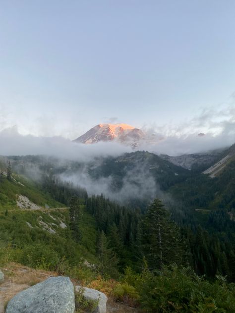 Cloudy Mountains, Mist Mountain, Mt Rainer, Gunnison Colorado, Foggy Mountains, Misty Mountains, Misty Mountain, Morning Mist, Misty Morning