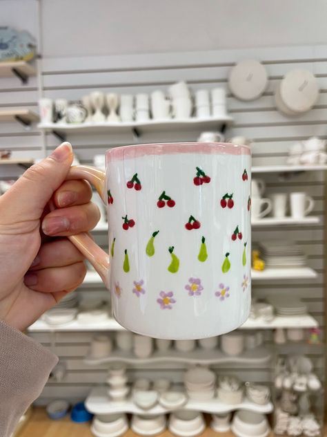 This fruit mug is adorable! 

Fruit is such a popular design on pottery and the end result is always really effective.


Book your session: www.mycraftymonkey.com/bookings

#potterypainting #pyop #potterypaintingstudio #paintyourownpottery #stneots #cambs #cambridgeshire #creativeactivities #huntingdonshire #thingstodocambs #creativethingstodo #creativedaysout Design On Pottery, Fruit Mug, Paint Your Own Pottery, Painting Studio, Creative Activities, Pottery Painting, Creative Space, Painting Ideas, The End