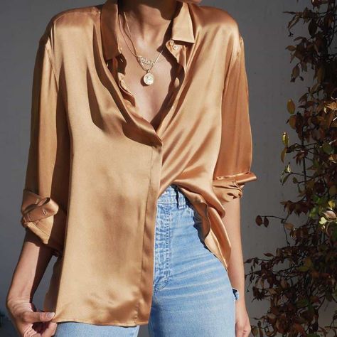 Satin Bluse, Cooler Style, Women Fashion Edgy, Outfit Trends, Mua Sắm, Street Style Looks, Ladies Dress Design, Autumn Fashion Women, Women's Summer Fashion