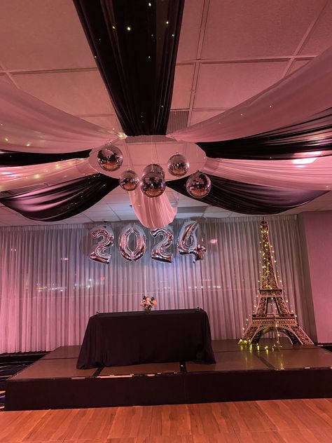 Paris Hoco Theme, Paris Homecoming Theme, Night In Paris Dance Theme, Evening In Paris Prom Theme, Hoco Decor, Paris Themed Prom, Paris Prom, Hoco Decorations, Hoco Dance Themes