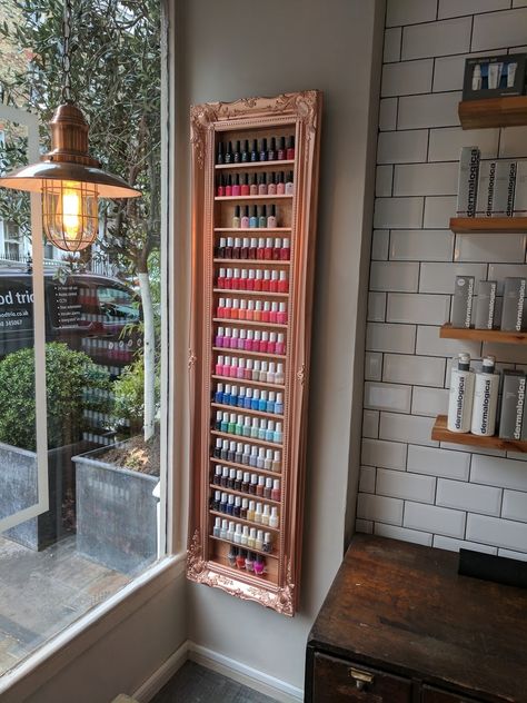 Large Bathroom Space Filler, Professional Nail Polish Display, Gel Polish Display Ideas, Nail Storage Ideas Small Spaces, Nail Desk Ideas, Privates Nagelstudio, Desain Salon Kuku, Nail Polish Wall, Nail Room Ideas