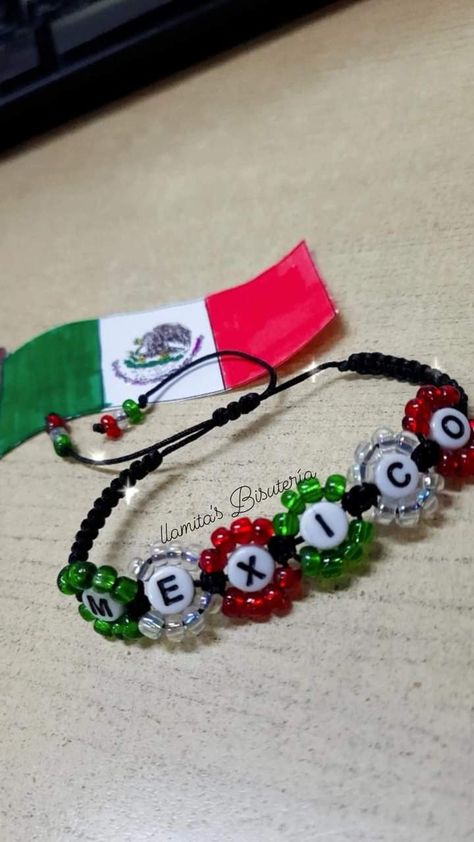 Mexico Bracelets, Mexican Bracelets, Chest Tattoo Ideas, Chest Hair, Diy Bracelets With String, Braided Bracelet Diy, Gelang Manik-manik, صفحات التلوين, Bracelets Handmade Diy