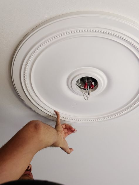 How to Install a Ceiling Medallion - Chris Loves Julia Ceiling Medallions Living Room, Ceiling Medallion Ideas, Diy Ceiling Medallion, Bedroom Chandelier Ideas, Modern Ceiling Medallions, Ceiling Medallions Diy, Ceiling Rosette, Cornice Design, Cozy Interiors