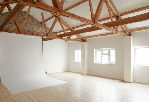 Idea for drywalling the ceiling in the attic if that makes sense. Leaving the frame exposed. Photography Studio Ideas, Product Moodboard, Yoga And Meditation Space, Dojo Design, Photo Studio Design, Studio Vibes, Video Set, Foto Studio, Studio Flat