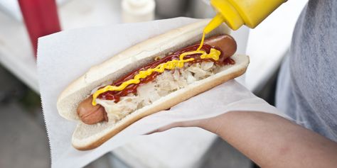 32 Signs You'll Always Be A Tourist In New York -- No Matter How Long You've Lived There Hot Dog Gourmet, Hotdog Sandwich, Big Burgers, Hot Dog Cart, Downtown Vancouver, Fast Food Chains, Processed Meat, Fast Food Restaurant, Wholesome Food