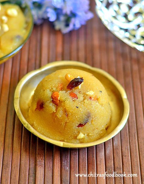 Suji Ka Halwa Recipe - How to make sooji halwa with step by step photos and a detailed video recipe ! Suji Halwa, Sooji Halwa, Sheera Recipe, Halwa Recipe, Diwali Food, Indian Dessert, Sweet Recipe, Best Wallpapers, Sugar Syrup