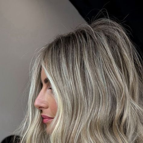 Kaitlyn Brown - Hair Colorist & Educator on Instagram: "Vanilla sweet cream 🍨   Creamy blonde, buttery balayage, hair color inspiration, dimensional blondes, hairstylist, 30a" Buttery Balayage, Dimensional Blonde Highlights, Dimensional Blonde Balayage, Vanilla Sweet Cream, Hair Color Inspiration, Balayage Hair Color, Dimensional Blonde, Creamy Blonde, Low Maintenance Hair