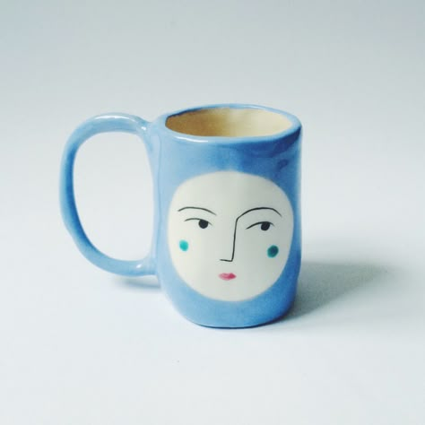 Moon Kiss, Ceramic Cutlery, Box Creative, Pottery Painting Designs, Pretty Mugs, Keramik Design, Ceramics Pottery Art, Ceramics Projects, Ceramics Ideas Pottery