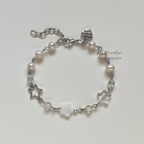 rosemeadowcrafts - Etsy India Chain Bracelet With Beads, Diy Silver Bracelets, How To Make Chain Bracelets, Silver Beads Bracelet, Glass Bead Bracelet Ideas Aesthetic, White Bracelet Beads, White Bead Bracelet, Silver Beaded Bracelets, Fairy Bracelets