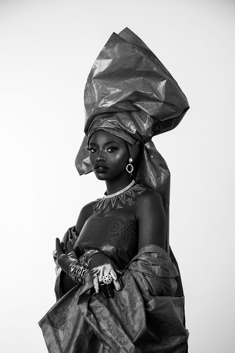 Afrocentric Shoot Ideas, Black Culture Photoshoot Ideas, Nigerian Photoshoot Ideas, African Gele Styles, Nigerian Photoshoot, Photoshoot African, African Photoshoot, West African Fashion, Nigerian Art