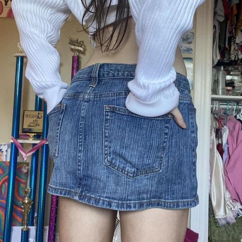 Brandy Melville denim mini skirt I’m 5’4 and 114... - Depop Malia Denim Skirt Brandy, Brandy Melville Denim Skirt, Ireland Fits, Brandy Skirt, Fashion Thrift, Brandy Melville Skirt, Thrift Vintage, Miniskirt Outfits, Skirt Outfit