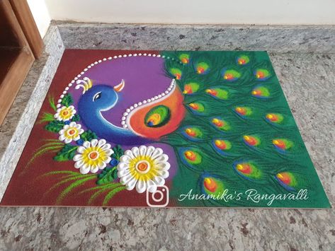 Peacock Diwali Rangoli, Bhaubij Rangoli, Sankranti Rangoli, Ganesha Rangoli, Very Easy Rangoli Designs, Peacock Rangoli, Twinkle Khanna, Easy Rangoli Designs Diwali, Big Rangoli