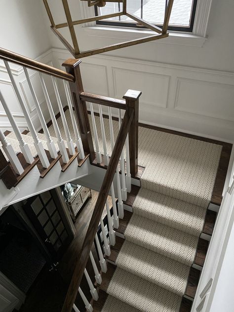 https://flic.kr/p/2j5Zajx | Spiral Staircase with Runner | Carpet runner installed over dark wood staircase Brown And White Staircase, Brown Wood Staircase, Wood Carpet Stairs, Dark Wood Staircase With Runner, Stair Runner Carpet On Dark Wood, Runner On Dark Wood Stairs, Stair Runner With Dark Wood, Carpet Runner On Dark Wood Stairs, Dark Wood Hallway