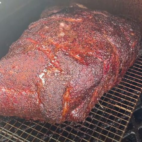 Pit Boss Smoked Pulled Pork - Mad Backyard Pulled Pork Smoker Recipes, Pit Boss Pellet Grill Recipes, Smoked Pork Roast, Smoked Pulled Pork Recipe, Pellet Smoker Recipes, Smoked Pork Shoulder, Big Green Egg Recipes, Green Egg Recipes, Pellet Grill Recipes