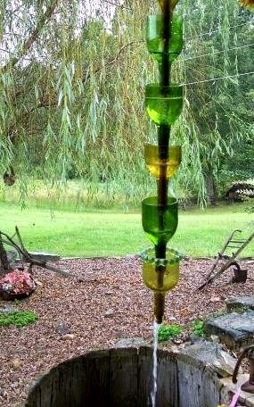 Dishfunctional Designs: Creative And Beautiful DIY Rain Chains How To Make A Rain Chain, Rain Chain Diy, Rain Barrels, Rain Chains, Wine Bottle Art, Rain Chain, Rain Barrel, Rain Water Collection, Glass Bottle Crafts