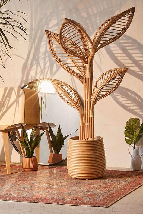 Rattan Decor Ideas, Rattan Home Decor, Rattan Decoration, Rattan Art, Bamboo Decor, Banana Plants, Bamboo Furniture, Wicker Decor, Deco Boheme