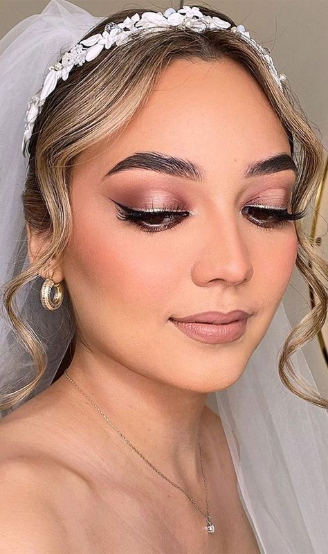 Mauve Wedding Makeup, Soft Mauve Makeup, Wedding Makeup Mauve, Mauve Bridal Makeup, Bridal Makeup Mauve Smokey Eye, Romantic Makeup Looks, Romantic Bridal Makeup, Makeup Natural Look, Soft Wedding Makeup