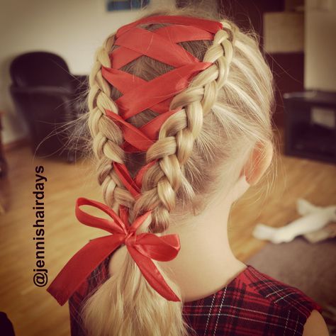 braids with ribbons Christmas Hair Ideas, Loose Braid Hairstyles, Poetic Justice Braids, Ribbon Braids, Loose Braids, Ribbon Hairstyle, Christmas Hairstyles, Cool Braids, Holiday Hairstyles