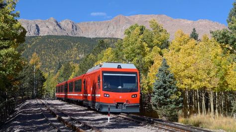 Experience the Magic of Colorado’s Pikes Peak Train Blue Ridge Scenic Railway, California Zephyr, Grouse Mountain, Girls Weekend Getaway, Scenic Railroads, Glenwood Springs, Luxury Train, Mount Washington, Continental Divide