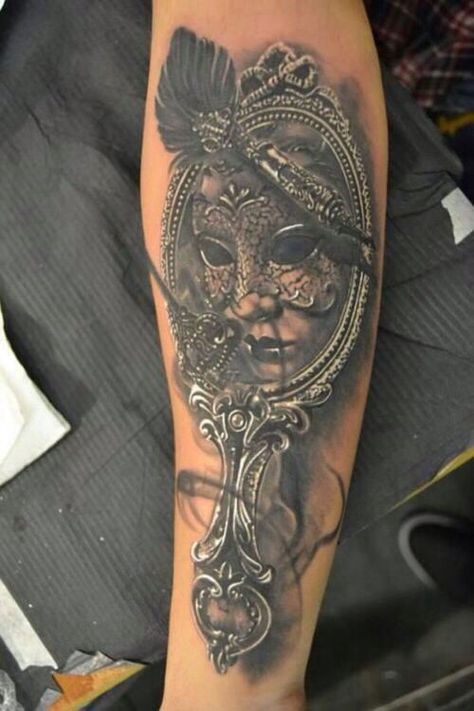 Venetian Mask Tattoo, Masquerade Tattoo, Masquerade Mask Tattoo, Mirror Tattoos, Catrina Tattoo, Geniale Tattoos, Mask Tattoo, Rosen Tattoo, Skin Art