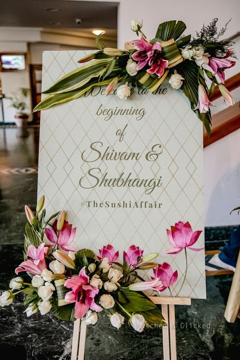 Name Boards For Wedding, Engagement Standee, Name Board For Engagement Entrance, Welcome Board Engagement Entrance, Welcome Board With Flowers, Sunboard Design For Wedding, Wedding Standee Design Ideas, Wedding Boards Signs Entrance Indian, Engagement Name Board