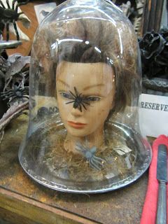 Mannequin Halloween Ideas, Mannequin Head Halloween Ideas, Halloween Mannequin Head Ideas, Creepy Mannequin, Halloween Mannequin, Salon Window Display, Mannequin Ideas, Salon Window, Halloween Window Display