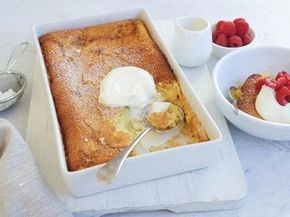 An easy throw-together dessert that forms a crust, custard and topping while in the oven. Easy. Baked Pudding, Self Saucing Pudding, كريم كراميل, God Mad, Pudding Desserts, Pudding Cake, Instant Pudding, Christmas Pudding, Think Again