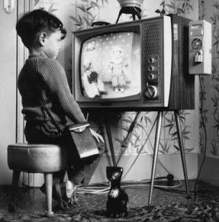 Cámaras y TV: Primeras emisiones de TV White Tv, Vintage Television, Vintage Tv, Vintage Life, Good Ole, Old Tv, A Tv, Classic Tv, The Good Old Days