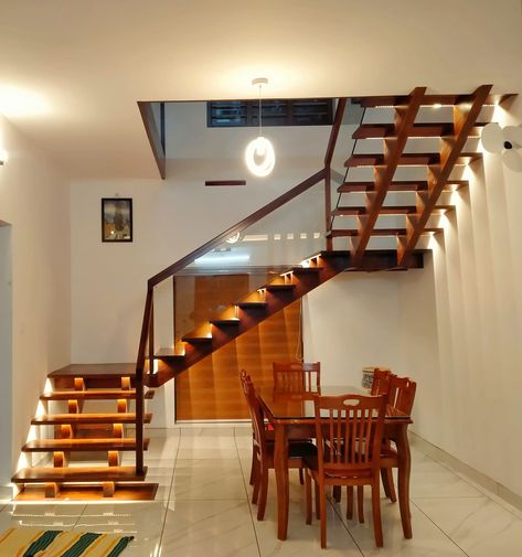 Stair Case Design Kerala, M S Staircase Design, Staircase Design New Model, Dining Room Near Staircase, Dining And Staircase, Dining Near Staircase, Latest Staircase Railing Designs, Latest Stairs Design, Staircase In Dining Room