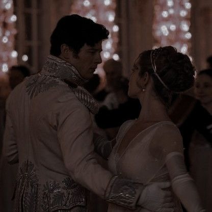 Royal Dance Aesthetic, Ball Room Dancing Aesthetic, Ball Dance Aesthetic, Ballroom Dancing Aesthetic, Royal Ballroom, Ballroom Aesthetic, Ball Dancing, Couple Dancing Aesthetic, Dancing Pose