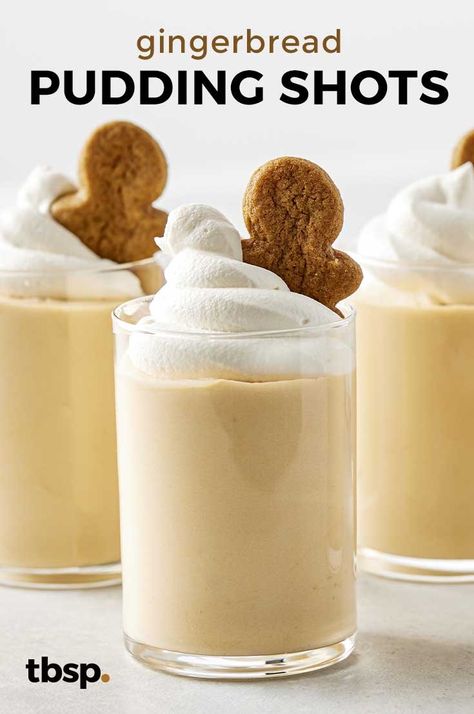 Deck the halls with boughs of, um, pudding shots? We're not songwriters, but we are cocktail experts—and these gingerbread pudding shots are a creamy dreamy Christmas miracle. Gingerbread Pudding, Quick Christmas Dessert, Pudding Shot Recipes, Dreamy Christmas, Christmas Shots, New Year's Desserts, Christmas Miracle, Pudding Shots, Jello Shot Recipes