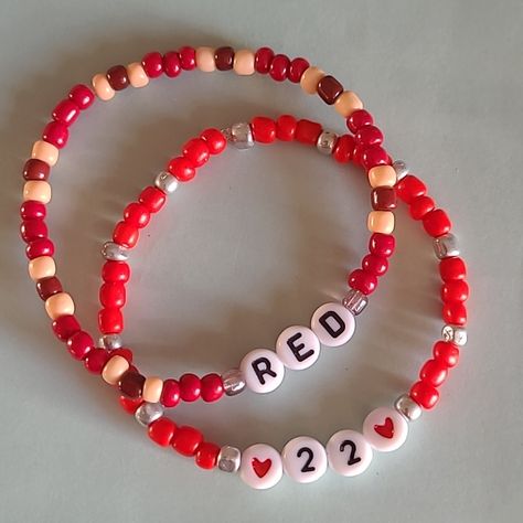 Taylor Swift Red Era Bracelets, 22 Taylor Swift Bracelet, Cute Bracelet Ideas Taylor Swift, 22 Bracelet Taylor Swift, Seed Bead Bracelets Taylor Swift, Bracelet Taylor Swift Ideas, Taylor Swift Frenship Braclets, Taylor Swift Themed Bracelets, Cute Taylor Swift Bracelets